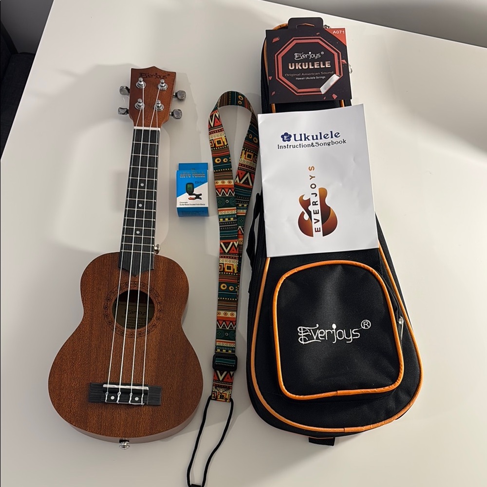 Everjoy Ukulele Set - Brown